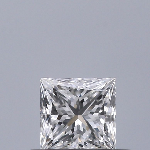 0.32 carat E-IF Natūralus Princess Deimantas (1)