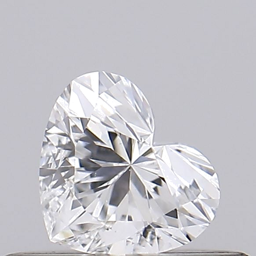 0.26 carat E-VS2 Natūralus Heart Deimantas (1)