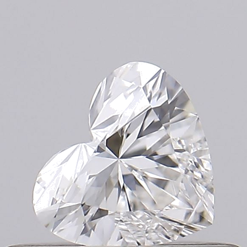 0.27 carat G-VVS1 Natūralus Heart Deimantas (1)