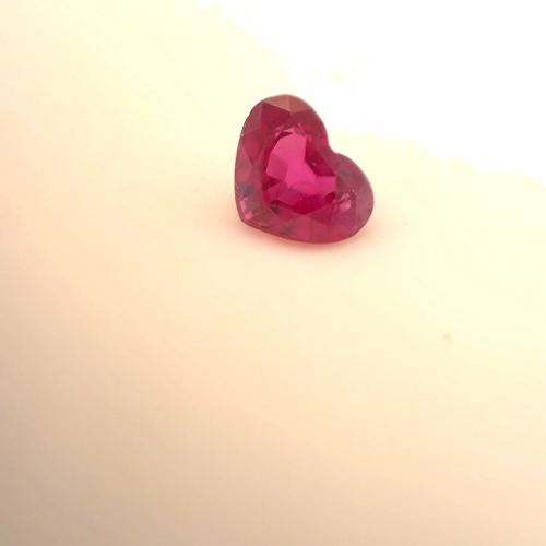 0.57 carat RED Heart Rubinas (1)