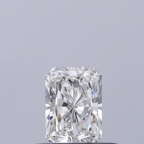 0.31 carat E-IF Natūralus Radiant Deimantas (1)