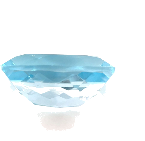8.27 carat BLUE Cushion Topaz (1)